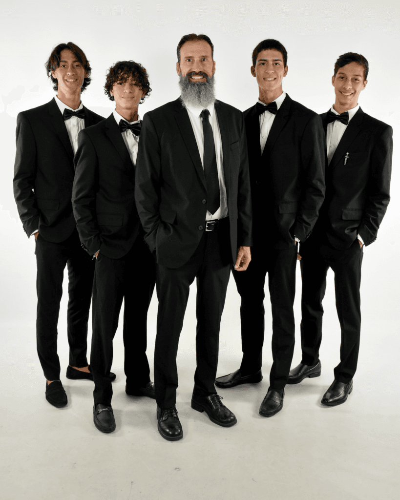 Ryan Van Ryzin and family - Van Ryzin Construction team